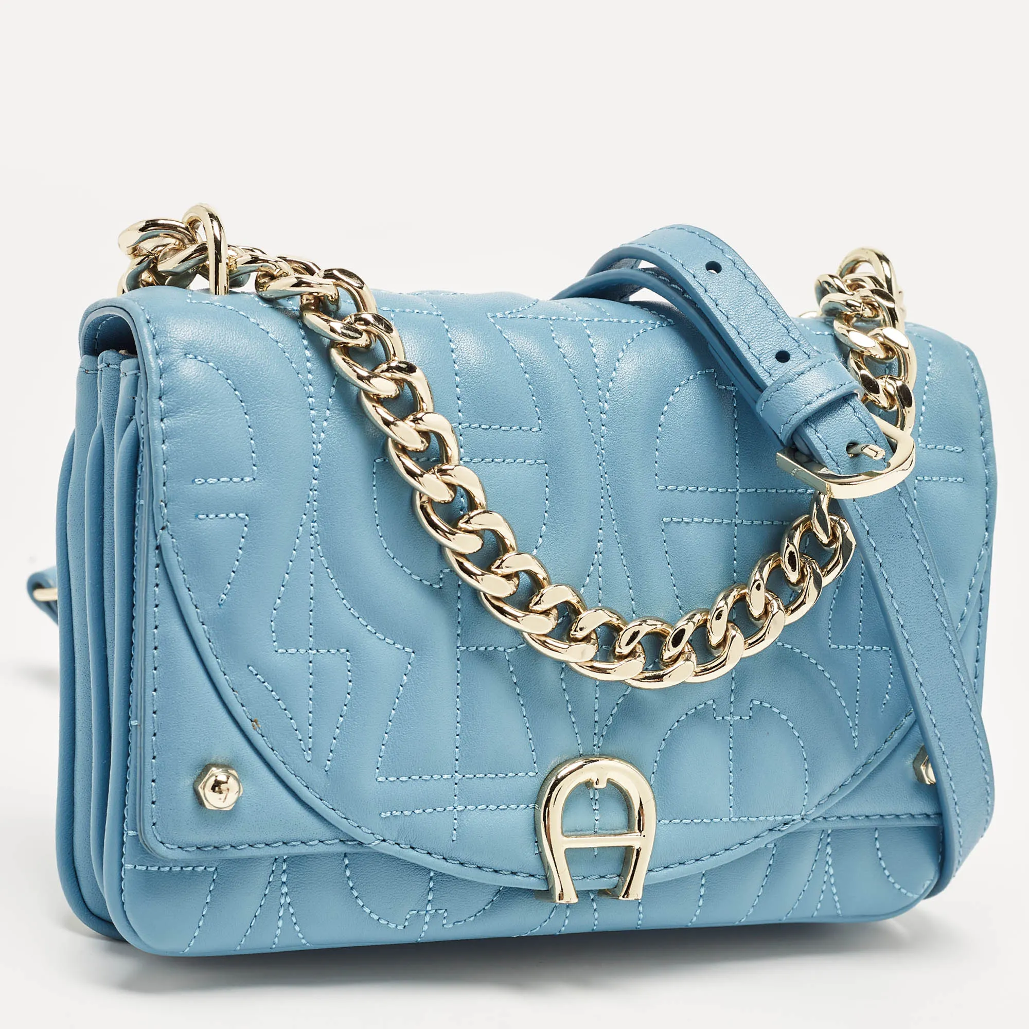 AIGNER Blue Quilted Leather Diadora Shoulder Bag