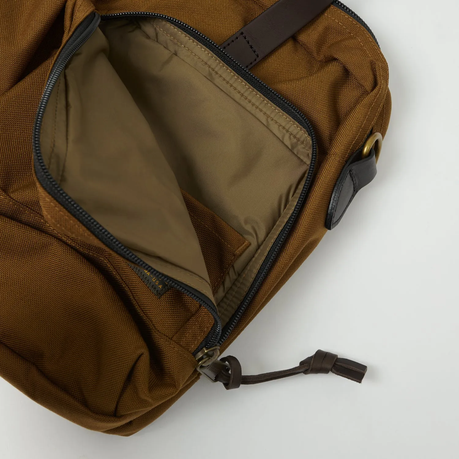 Filson Dryden Briefcase - Whiskey