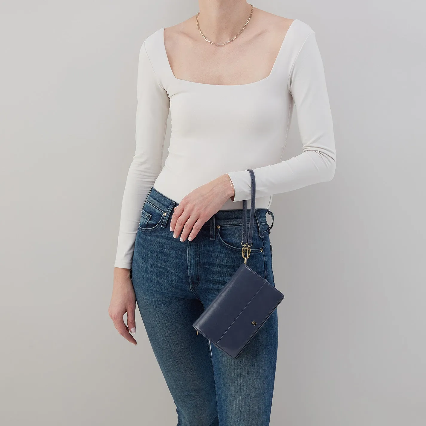 Jill Crossbody In Polished Leather - Blue Stone